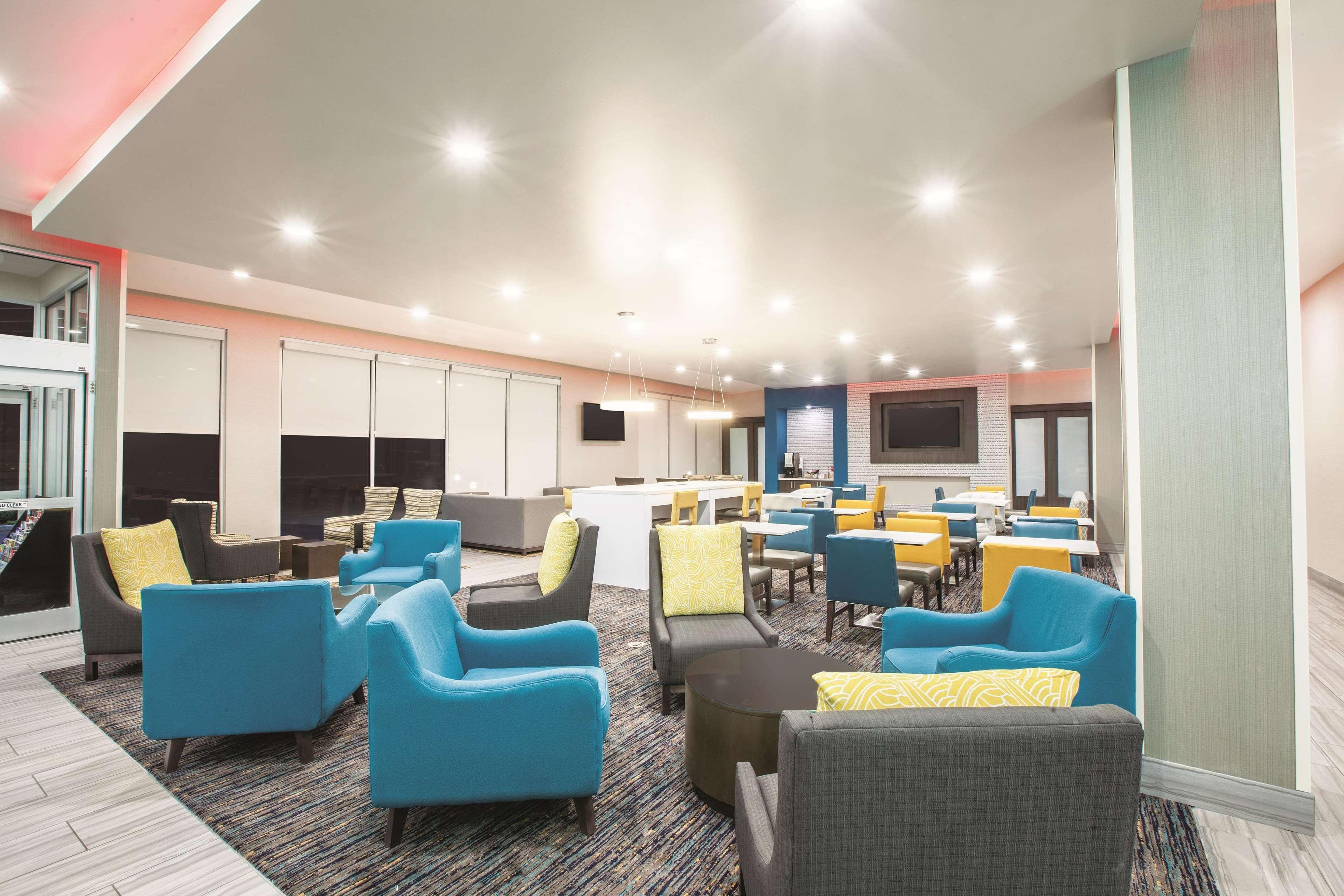 La Quinta By Wyndham Tulsa Broken Arrow Hotel Buitenkant foto